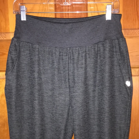 Forever 21 Heather Grey Joggers Stretch Waist Ankle Cuffs Side Pockets Sz Lg - Picture 3 of 13
